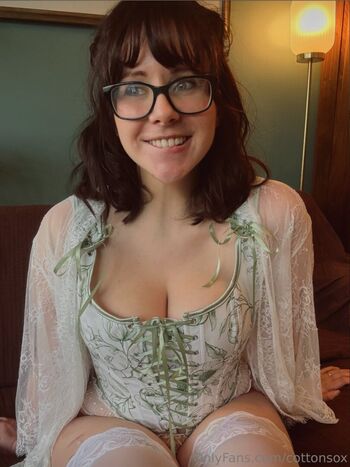 Full leaked Alicecottonsox private onlyfans photo