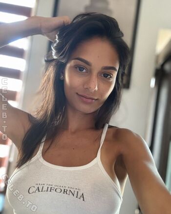 Full leaked Aliceerae private onlyfans photo