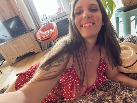 Full leaked Alicejackson page private photo