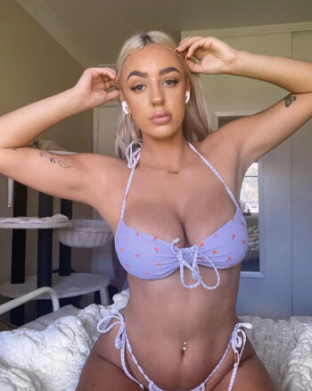 Full leaked Alicia burns private onlyfans photo