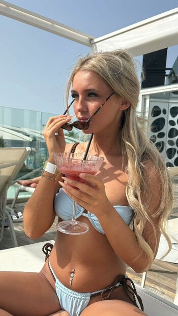 Alicia Johnston