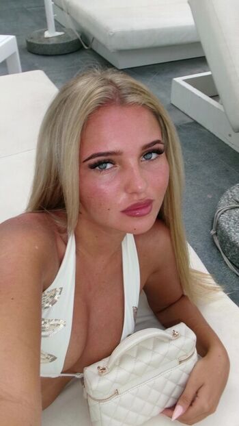 Alicia Johnston