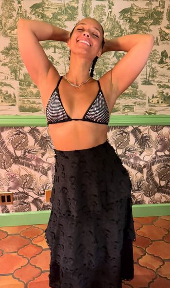 Full leaked Alicia keys private photo