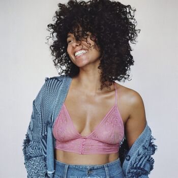 Full leaked Alicia keys private onlyfans photo