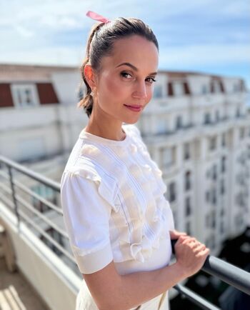 Full leaked Alicia vikander private photo