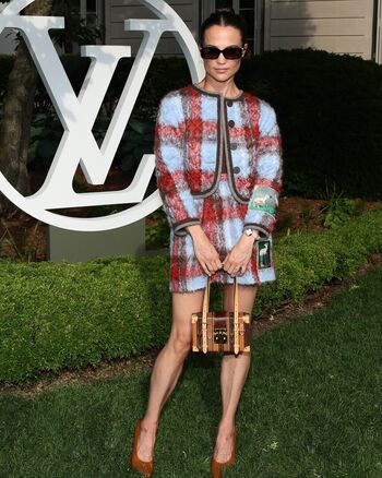 Full leaked Alicia vikander private photo