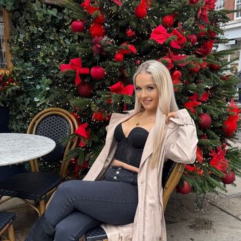 Full leaked Aliciaarwen private photo