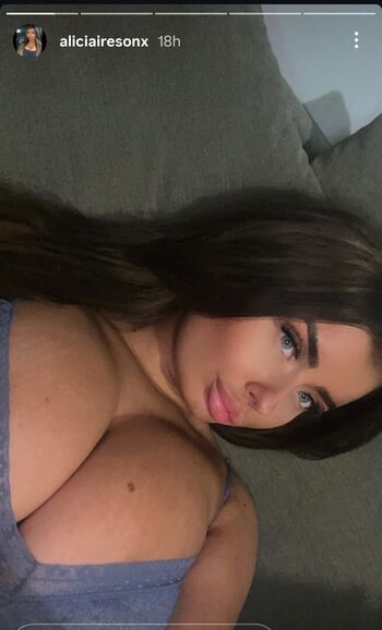 Full leaked Aliciairesonx private onlyfans photo