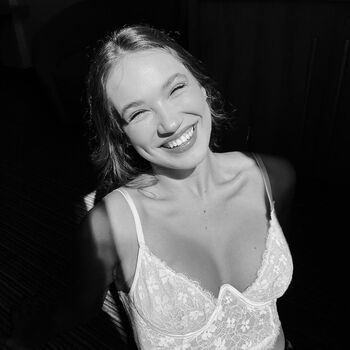 Full leaked Alicja szempliska private onlyfans photo