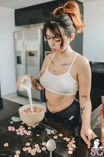 Full leaked Aliese  page private onlyfans photo