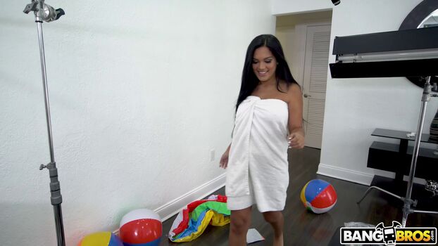 Full leaked Alina belle page private onlyfans photo