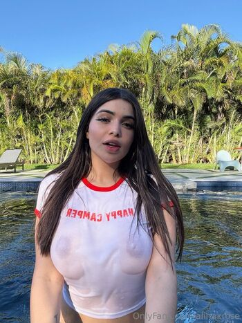 alinaarose