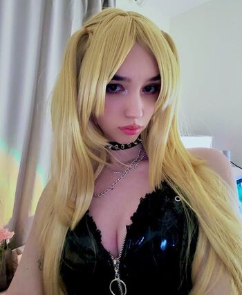 Full leaked Alinaavii private onlyfans photo