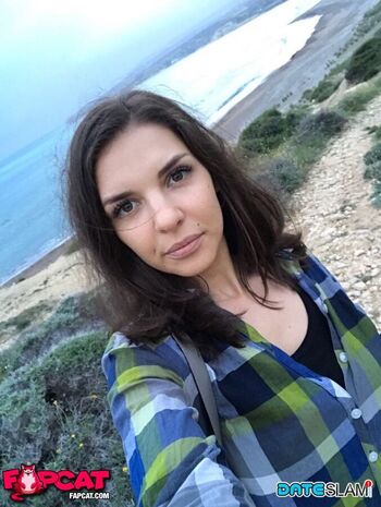 Full leaked Alinahenessy private photo