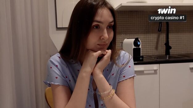 Full leaked Alinarai private photo