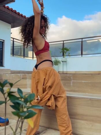 Full leaked Aline borges private onlyfans photo