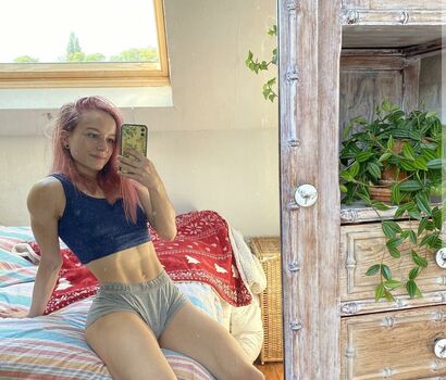 Full leaked Aline dessine page private onlyfans photo