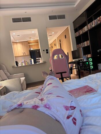 Full leaked Alinnn na a private photo
