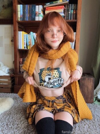 Full leaked Alisapikapika private onlyfans photo