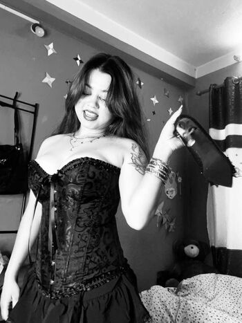 Full leaked Alishagiri private onlyfans photo