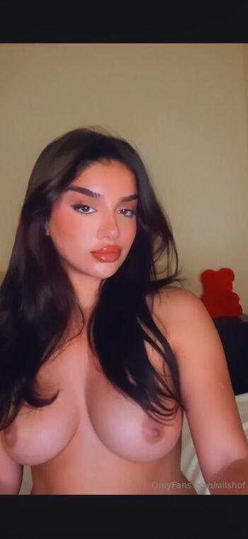 Alishba Sheikh