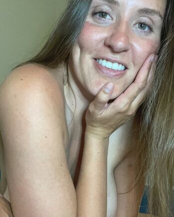 Full leaked Alismilesco private onlyfans photo