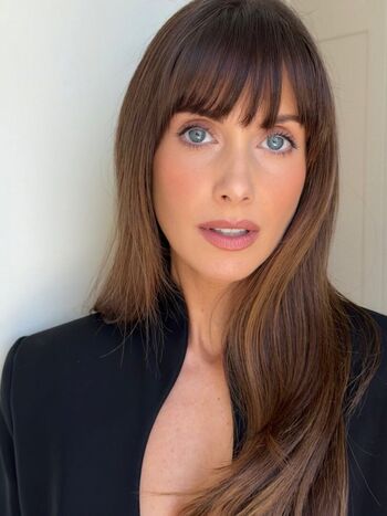 Full leaked Alison brie private photo