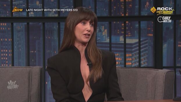 Full leaked Alison brie private photo