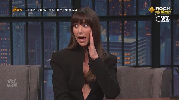Full leaked Alison brie private photo