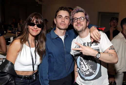 Full leaked Alison brie private photo