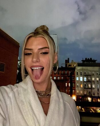 Full leaked Alissa violet private photo