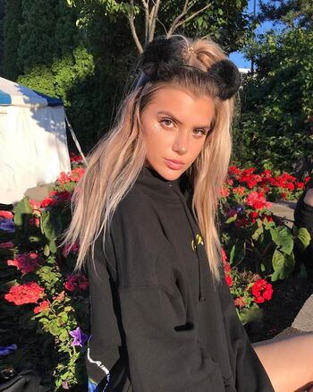 Full leaked Alissa violet private photo