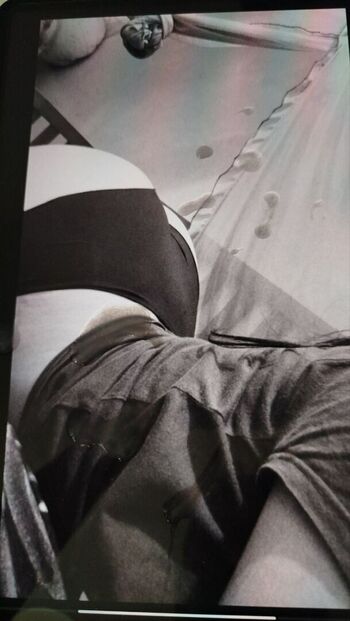 Full leaked Alisson page private photo