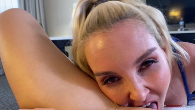 Full leaked Alix lynx private photo