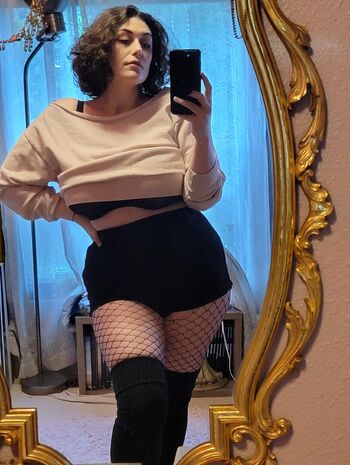 Full leaked Alixmercury private onlyfans photo