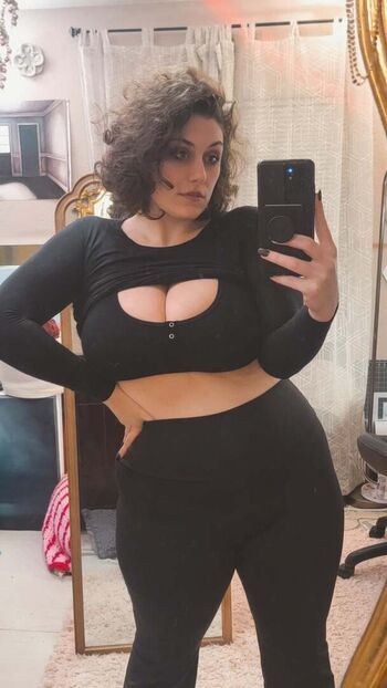 Full leaked Alixmercury private onlyfans photo