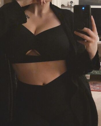 Full leaked Alixmercury private onlyfans photo