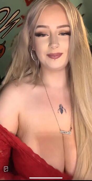 Full leaked Aliyah private photo