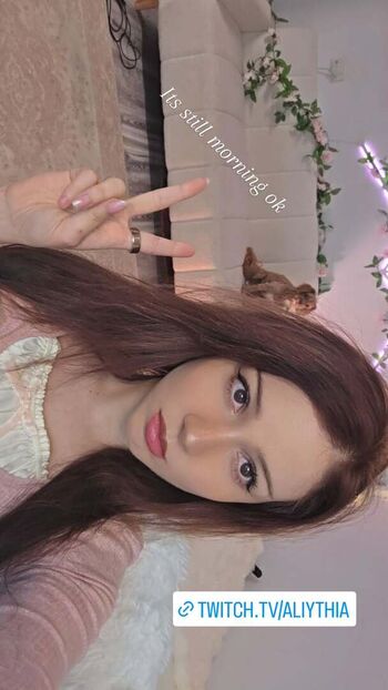 Full leaked Aliythia page private onlyfans photo