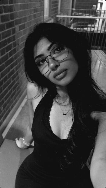 Full leaked Aliza shan private photo