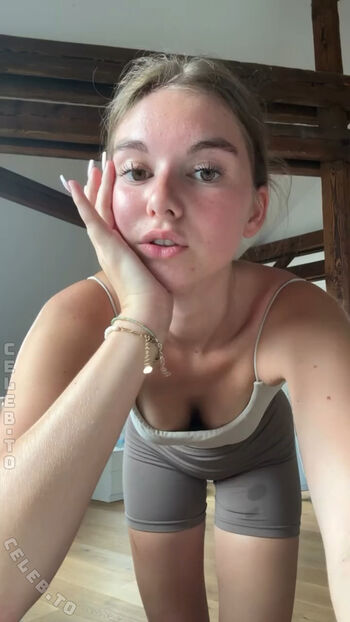Full leaked Alizee talk private photo