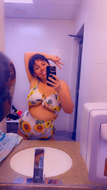 Full leaked Allalycia private photo