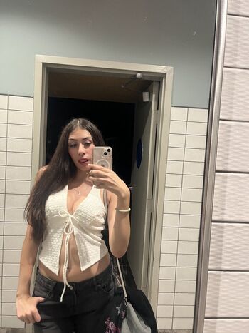 Full leaked Alldaypariss private onlyfans photo