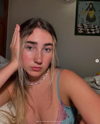 Full leaked Allegra miles private onlyfans photo