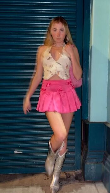 Full leaked Allegra miles private onlyfans photo