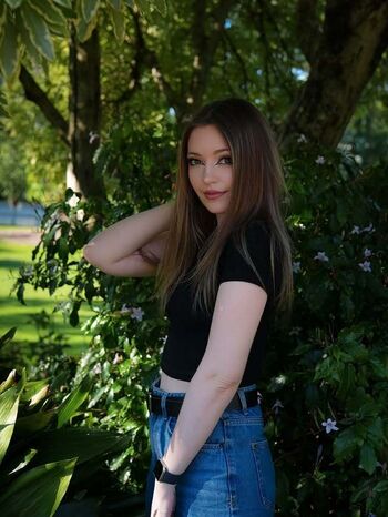 Full leaked Alli flanagan private onlyfans photo