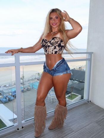 Full leaked Allie brink private photo