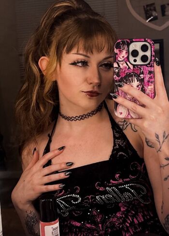 Full leaked Allie tricaso private onlyfans photo