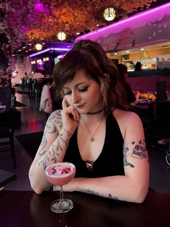 Full leaked Allie tricaso private onlyfans photo