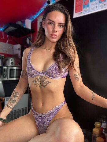 Full leaked Allieamourxx private photo